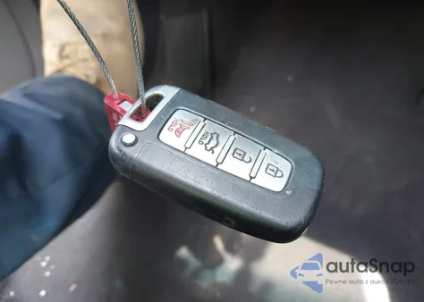 2013 Hyundai Elantra Limited из США, поврежденный, VIN 5NPDH4AE0DH185221